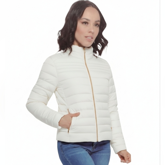 Ciso Jackets & Blazers - Ciso White Quilted Puffer Jacket with Gold Zipper